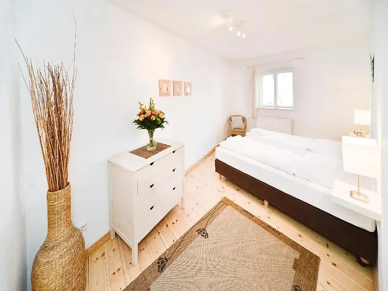 Old Town Apartments Zehdenicker Strasse Berlin Almanya